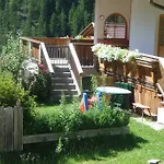 Alpenhaus Christian Apartment Neustift im Stubaital