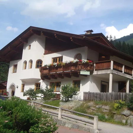 Apartament Alpenhaus Christian Neustift im Stubaital